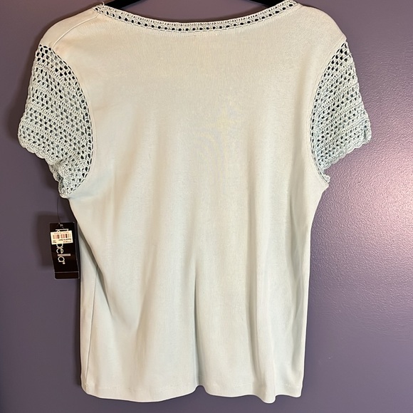 Rafaella -Light Aqua Women's Lg. Tee with Crochet Sleeves & scoop neck (Macy's) - Picture 3 of 9
